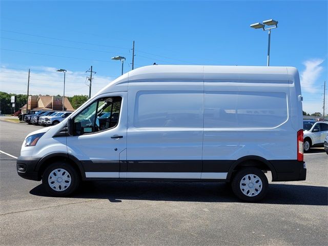 2023 Ford E-Transit Base