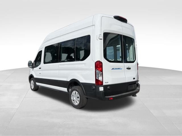 2023 Ford E-Transit Base