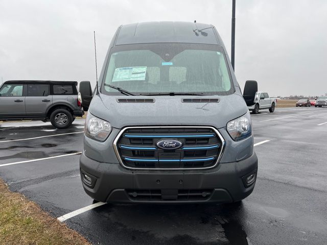2023 Ford E-Transit Base