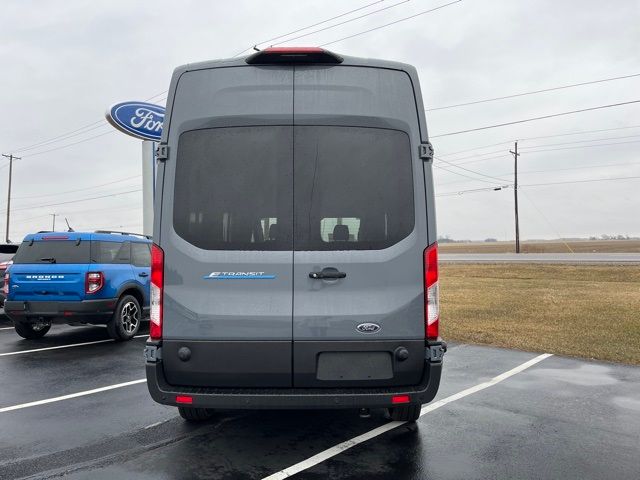 2023 Ford E-Transit Base