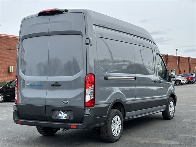 2023 Ford E-Transit Base