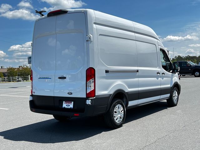 2023 Ford E-Transit Base