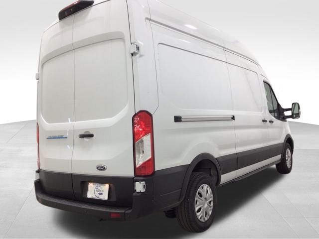 2023 Ford E-Transit Base