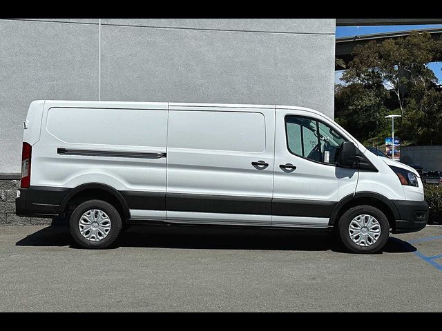 2023 Ford E-Transit Base