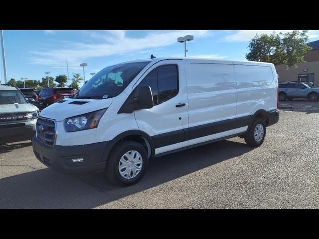 2023 Ford E-Transit Base