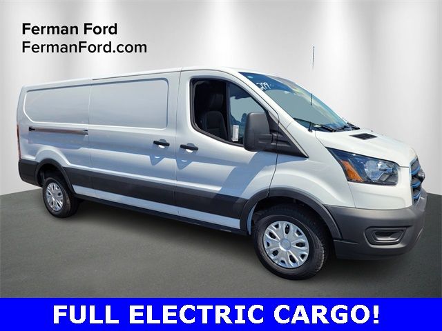 2023 Ford E-Transit Base