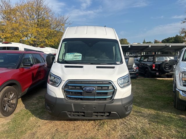 2023 Ford E-Transit Base