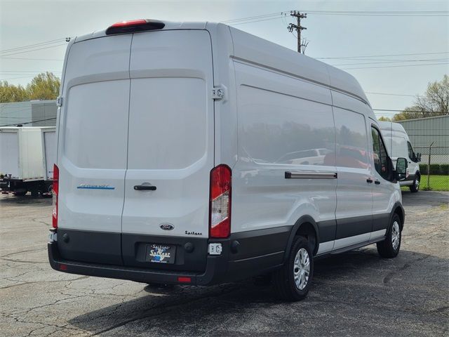 2023 Ford E-Transit Base