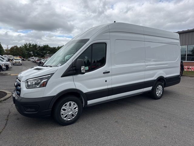 2023 Ford E-Transit Base