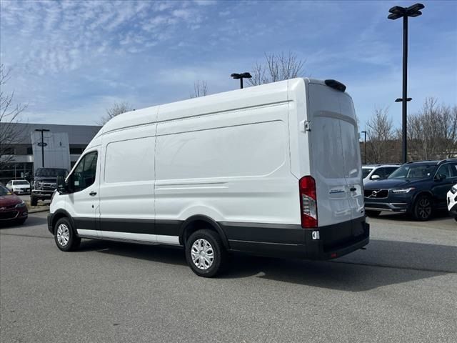 2023 Ford E-Transit Base