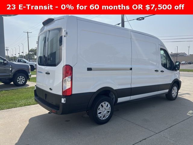 2023 Ford E-Transit Base