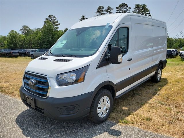 2023 Ford E-Transit Base