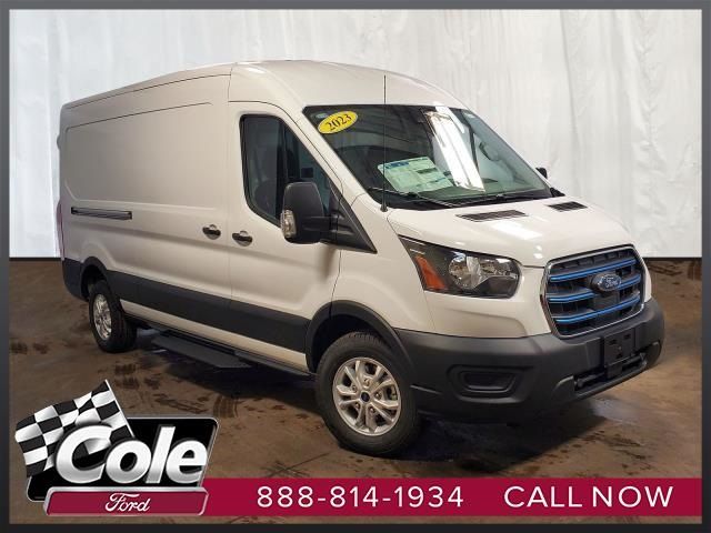 2023 Ford E-Transit Base