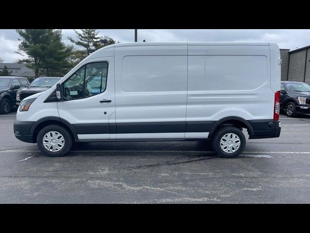 2023 Ford E-Transit Base