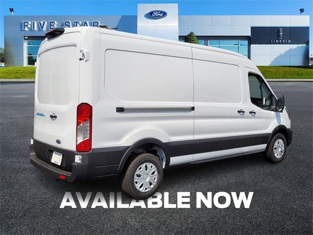 2023 Ford E-Transit Base