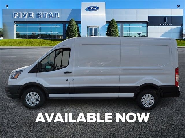 2023 Ford E-Transit Base