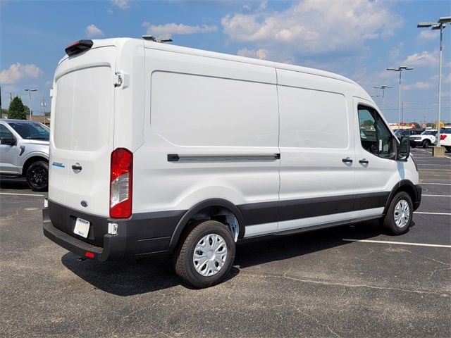 2023 Ford E-Transit Base