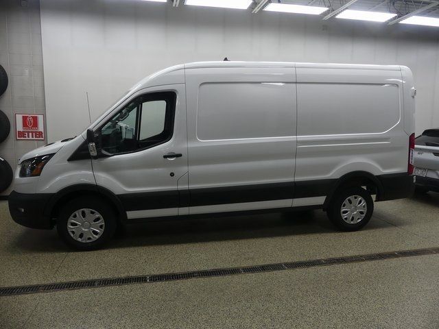 2023 Ford E-Transit Base