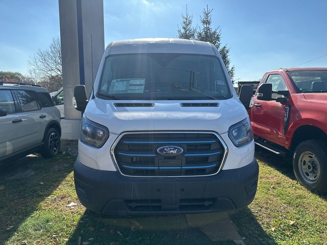 2023 Ford E-Transit Base