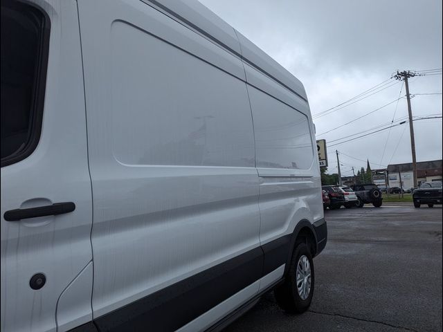 2023 Ford E-Transit Base