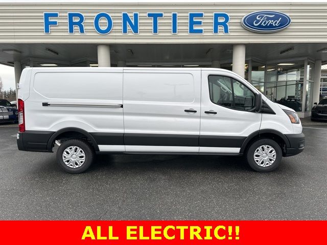 2023 Ford E-Transit Base