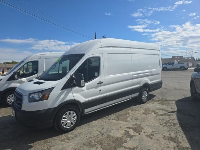 2023 Ford E-Transit Base