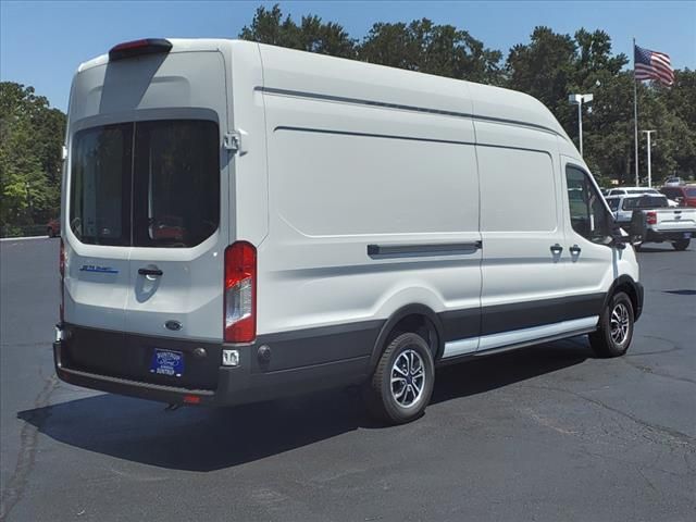 2023 Ford E-Transit Base