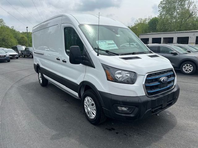 2023 Ford E-Transit Base