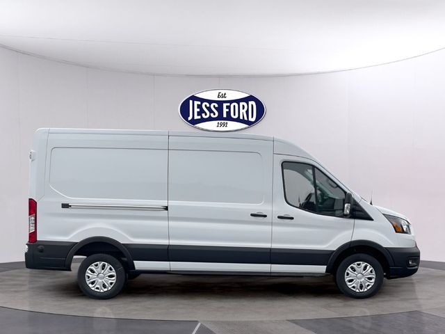 2023 Ford E-Transit Base