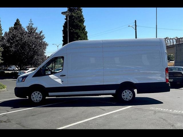 2023 Ford E-Transit Base