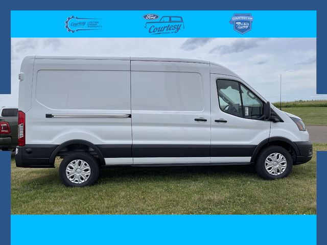 2023 Ford E-Transit Base