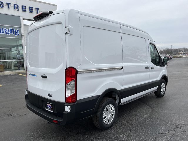 2023 Ford E-Transit Base