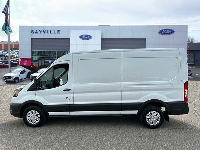 2023 Ford E-Transit Base