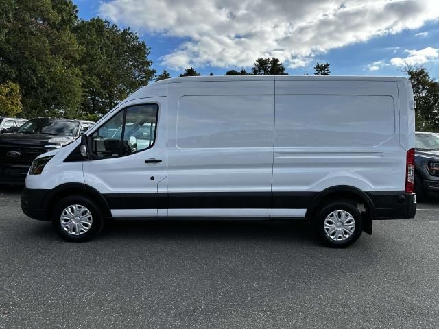 2023 Ford E-Transit Base