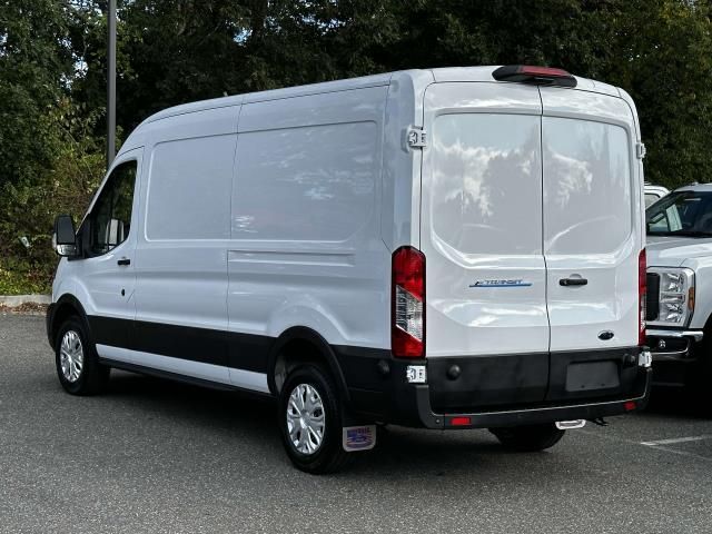 2023 Ford E-Transit Base