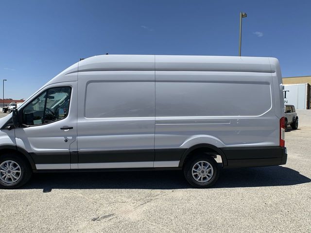 2023 Ford E-Transit Base