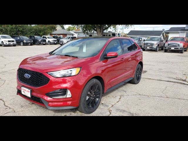 2023 Ford Edge 