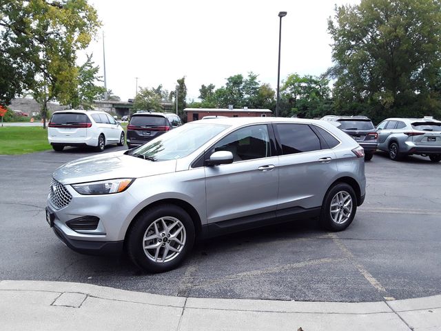 2023 Ford Edge 