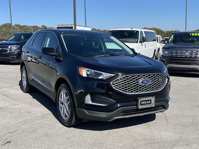 2023 Ford Edge 