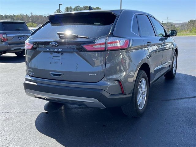 2023 Ford Edge 