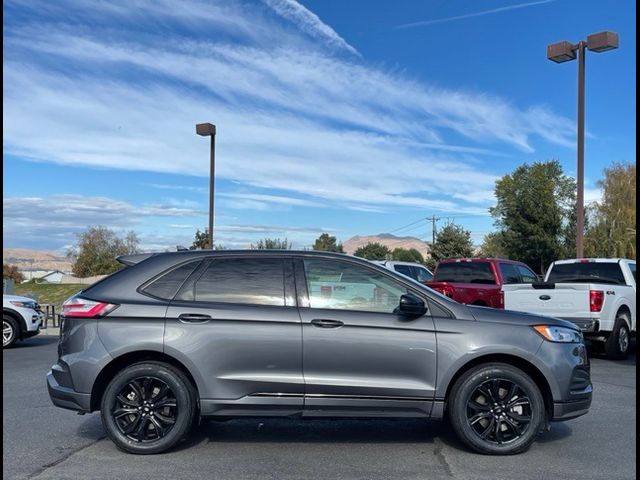 2023 Ford Edge SE