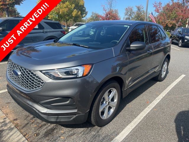 2023 Ford Edge SE