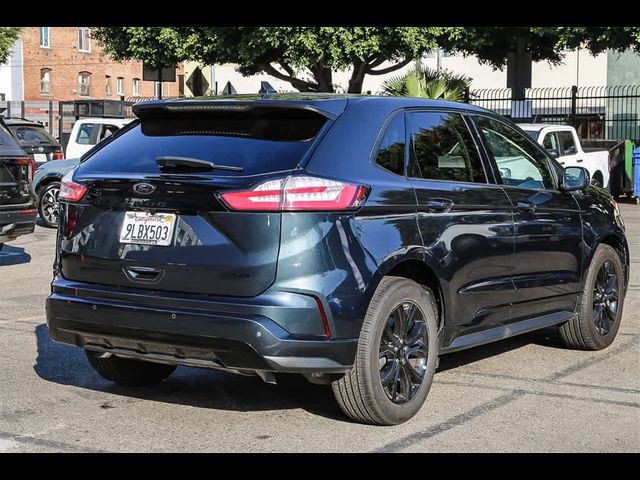 2023 Ford Edge SE