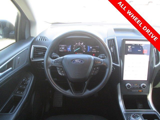 2023 Ford Edge SE