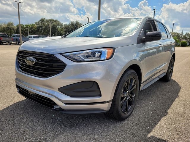 2023 Ford Edge SE