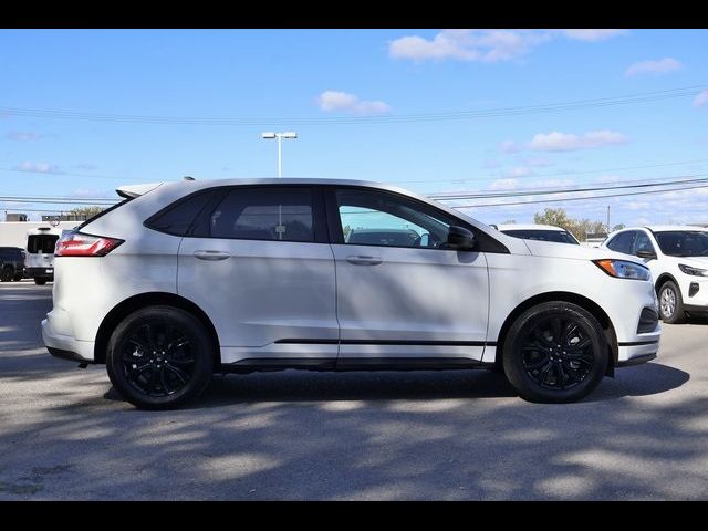 2023 Ford Edge SE