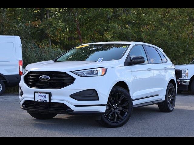 2023 Ford Edge SE