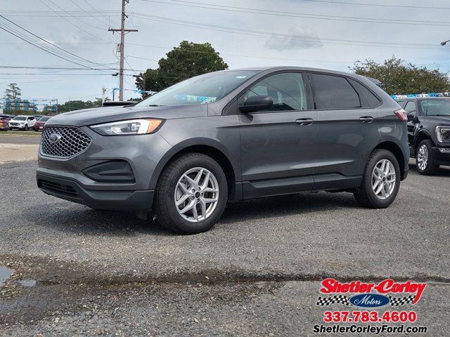 2023 Ford Edge SE