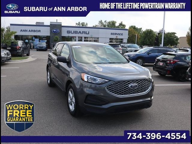 2023 Ford Edge SE