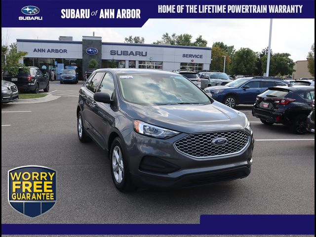 2023 Ford Edge SE